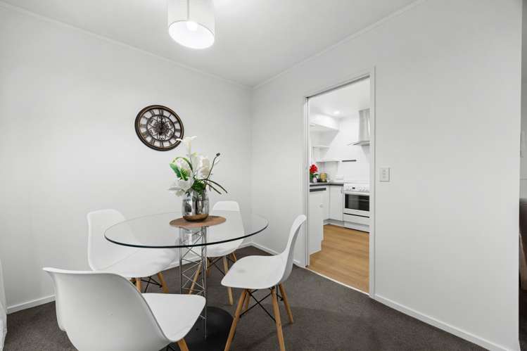 1/63a Colwill Road Massey_12