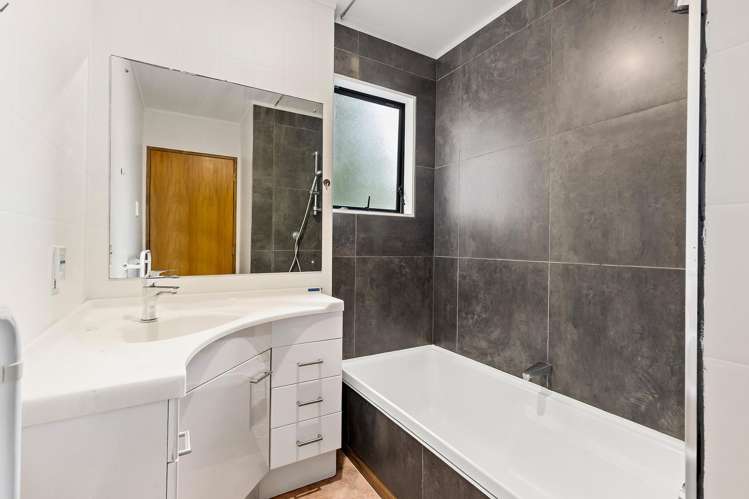 17 David Crescent Karori_14