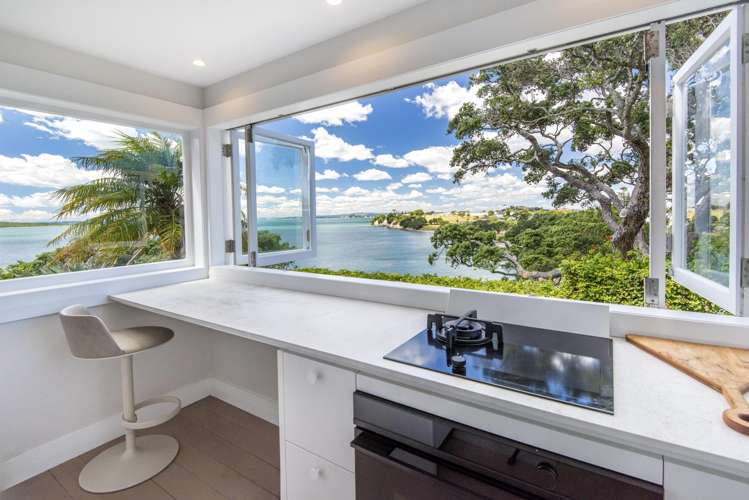 18 Hamana Street Narrow Neck_13