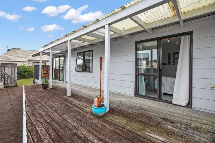 12 Kentucky Crescent Nawton_11