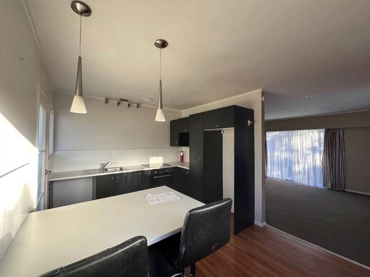 1/83 Glendale Road Glen Eden_7