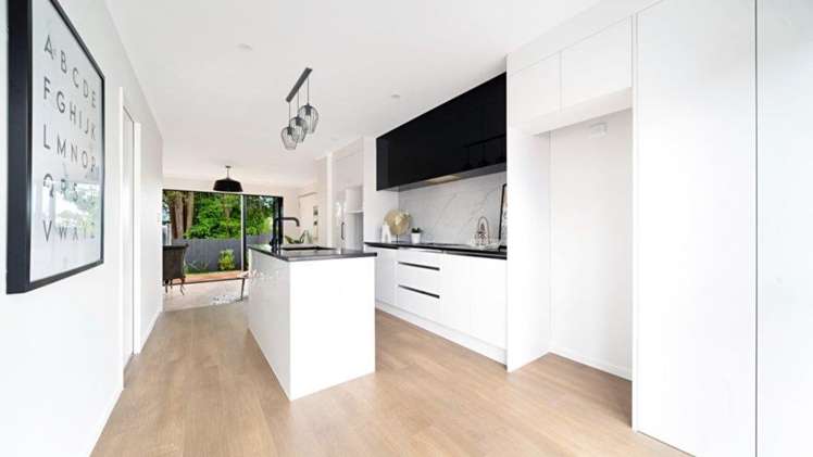 30-32 Brandon Road_3