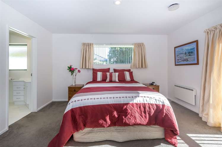 51 Durrell Way Rolleston_9