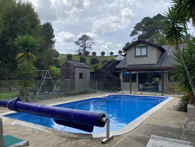 343 Whitehills Road 1819_18