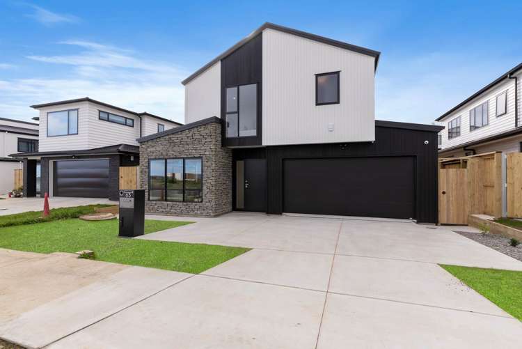 63 Malahide Drive Flat Bush_39