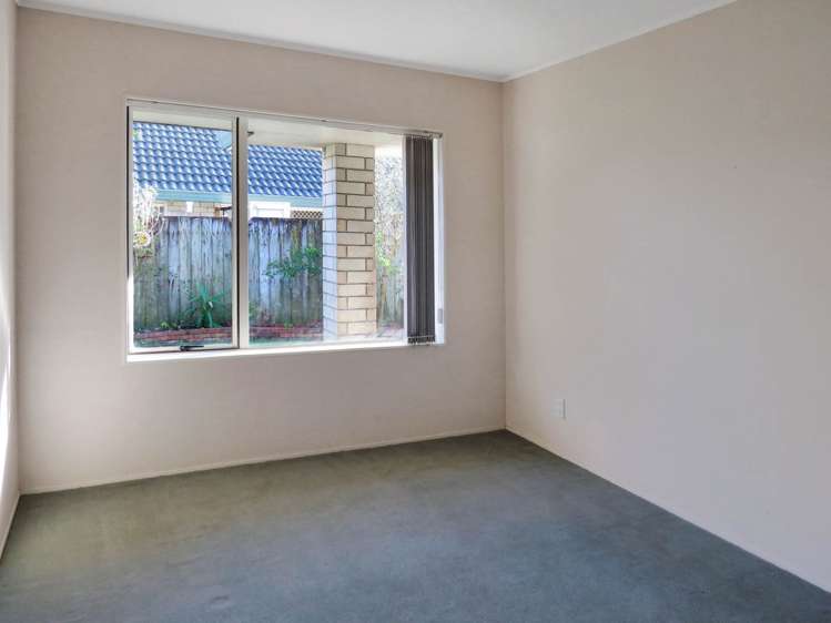 2/147 Hill Road Manurewa_6