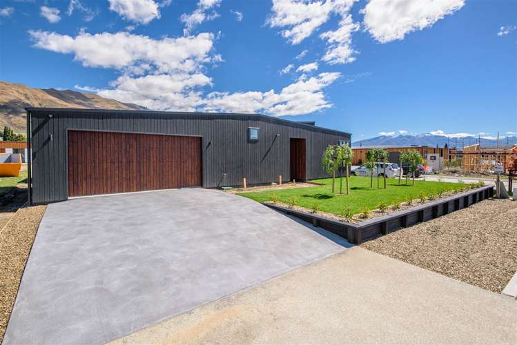 19 Stackbrae Avenue Wanaka_24