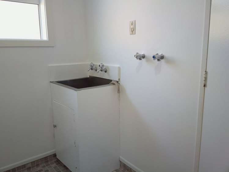 2/43 Edgecombe Street Newlands_11