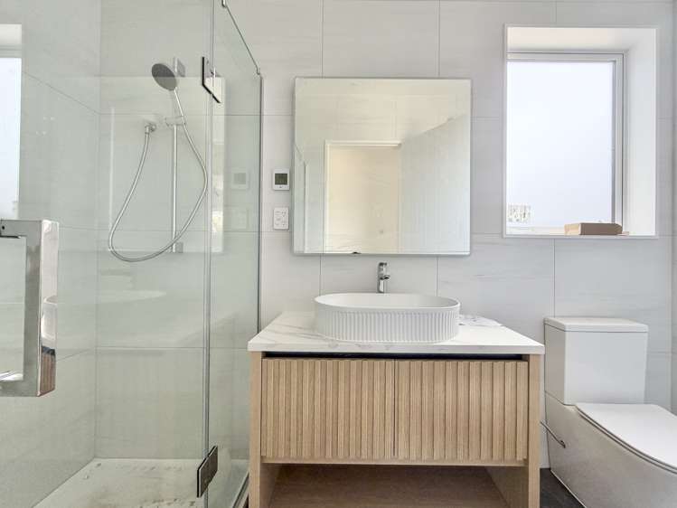 7 Tukutata Crescent Milldale_19