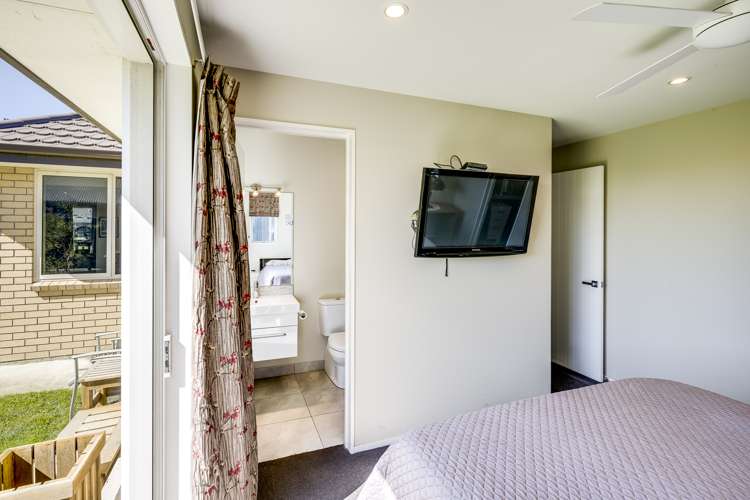 24 Onyx Place Awatoto_15