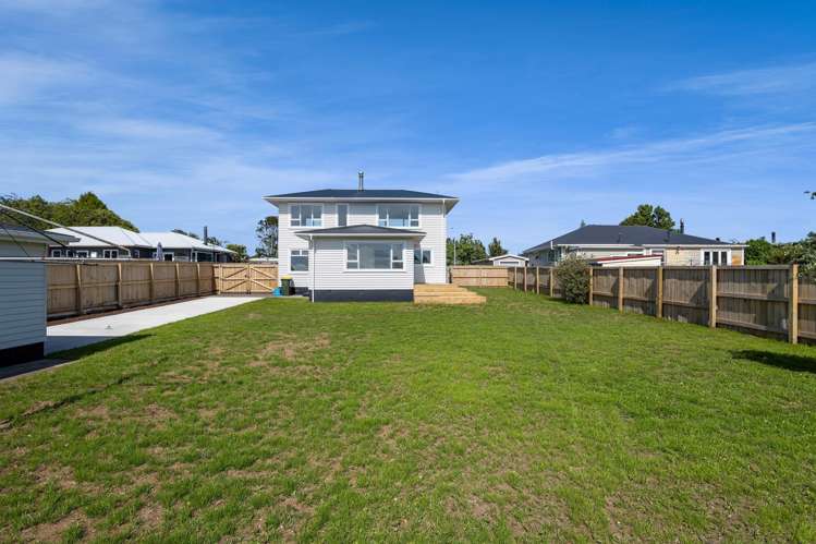 110 Brecon Road Stratford_22