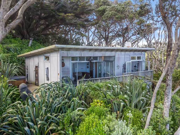 47/30 Beach Road Waiiti_0