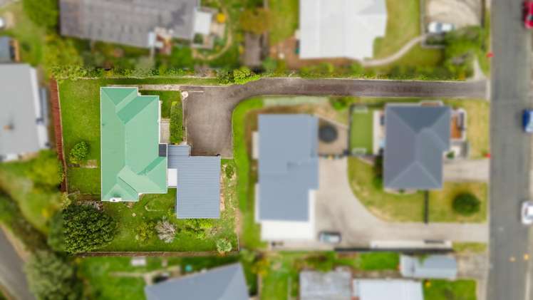 30 Tawa Terrace Tawa_19