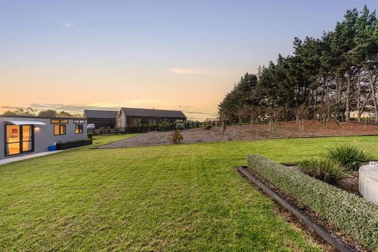 24 Karaka School Lane Papakura_31