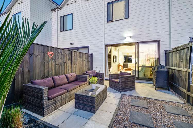 11 Cambie Avenue Red Beach_12