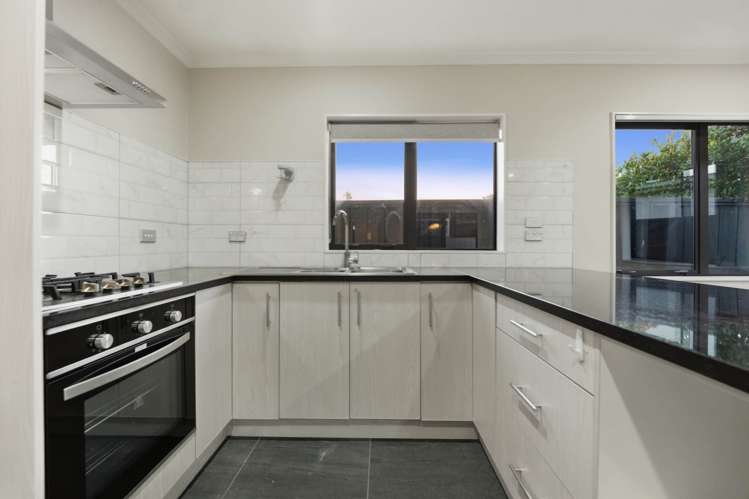 66 Sunlands Drive Manurewa_16