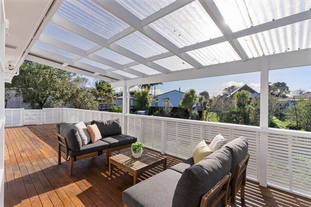 8 Surat Place Glen Eden_4