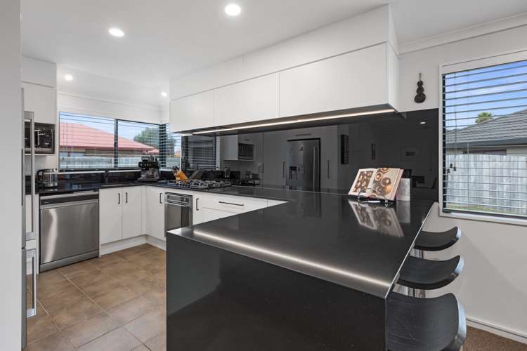 5 Lamia Grove Papamoa_7