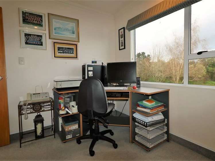 64 Richmond Road Carterton_18