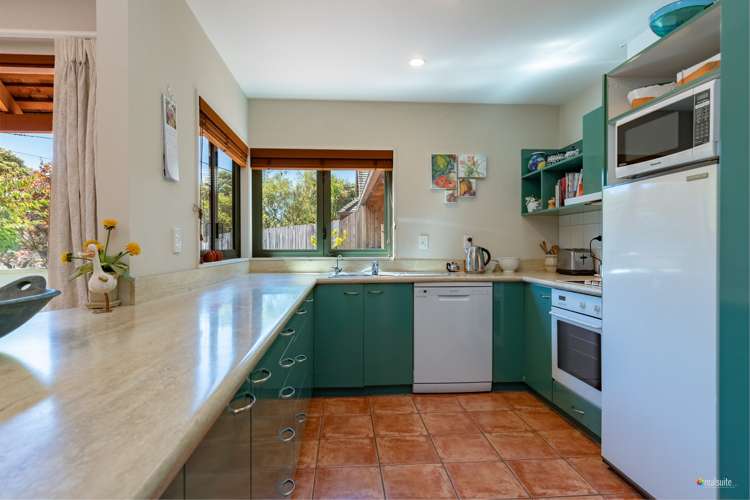 5/3 Up Gard Street Silverstream_1