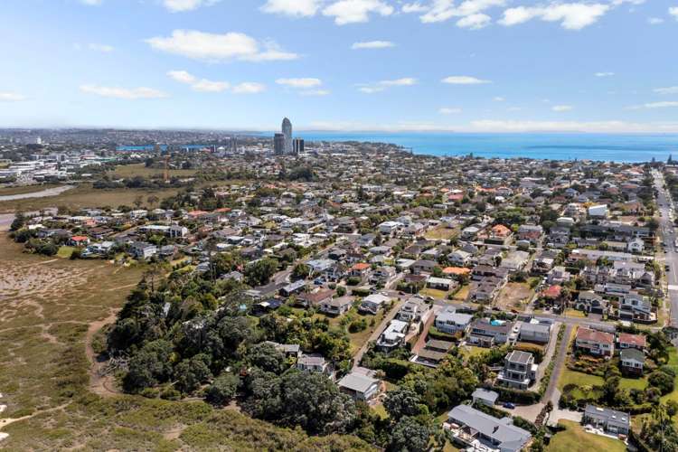 2/14 Pine Ridge Terrace Hauraki_22