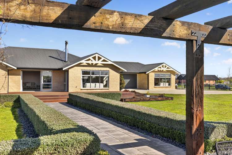 34 Copper Beech Road Woodend_35
