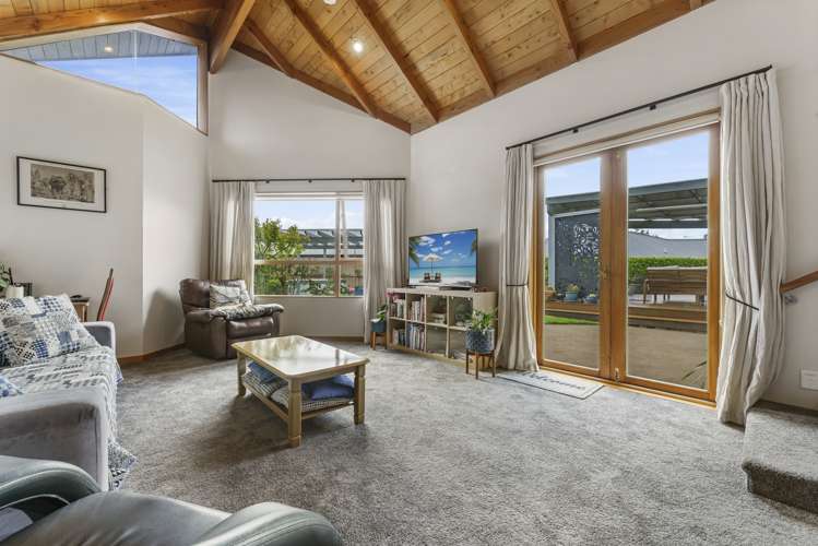 63 James Cook Drive Welcome Bay_8