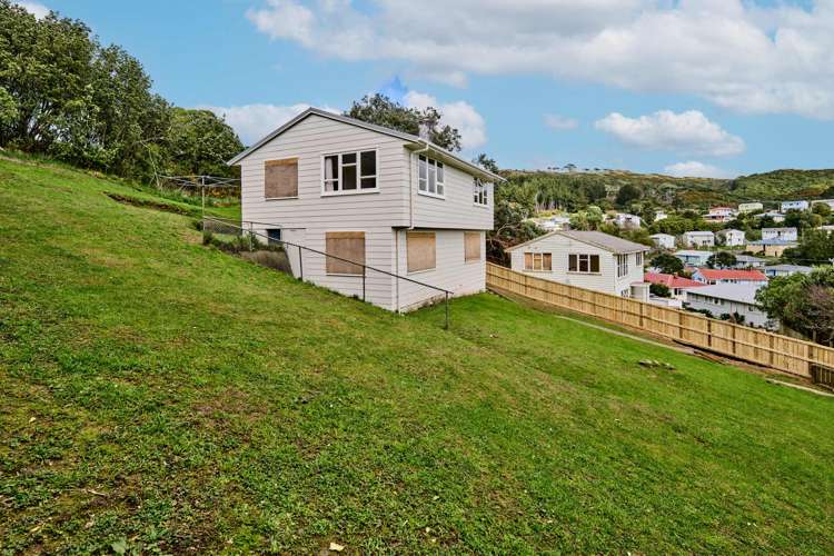 35 Durham Street Cannons Creek_13