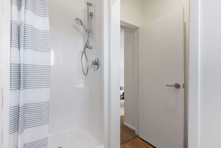 22 Reynolds Place Torbay_42