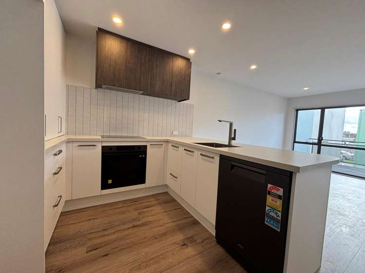 12/14 Acheron Drive Riccarton_2