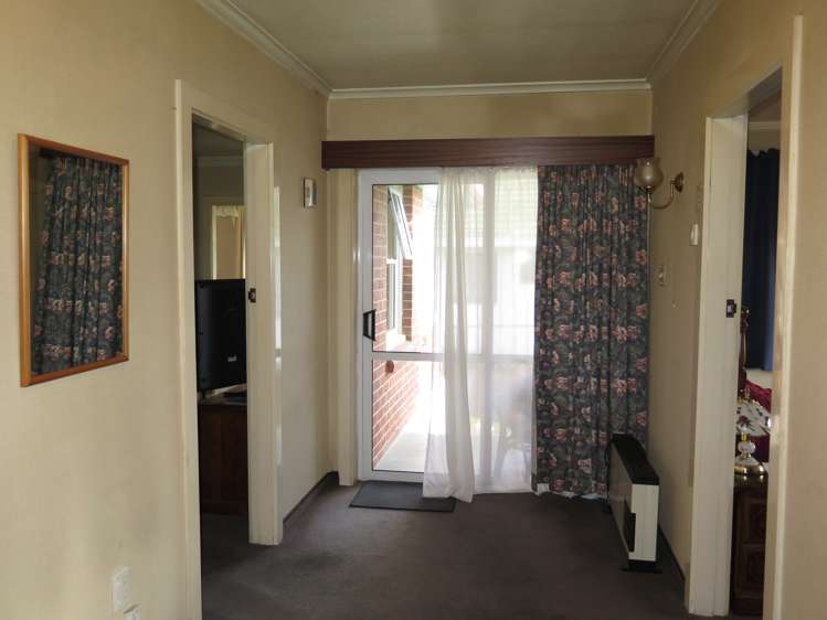 41 Luxmoore Road Waimataitai_12