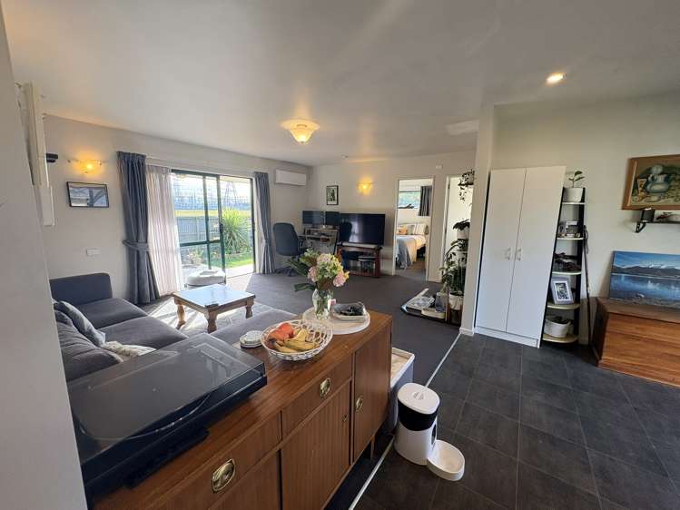19A Kaplan Avenue Islington_7