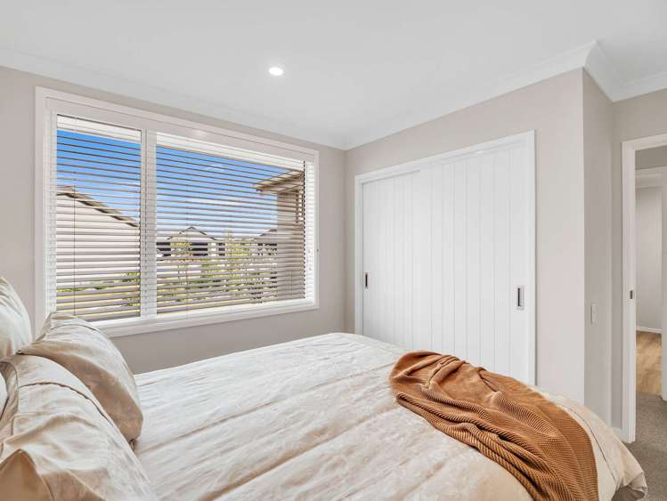 214/30 Bob Robertson Drive Woodend_15