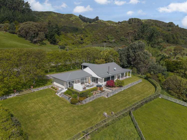 86 Emerald Glen Road Paekakariki_25