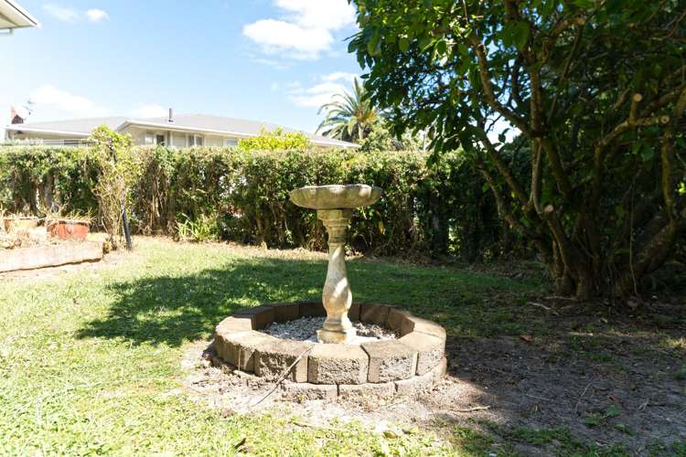 23 Sherwood Avenue Te Atatu South_15