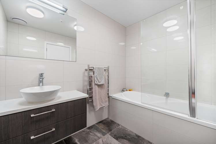 96 Eaves Bush Parade Orewa_18