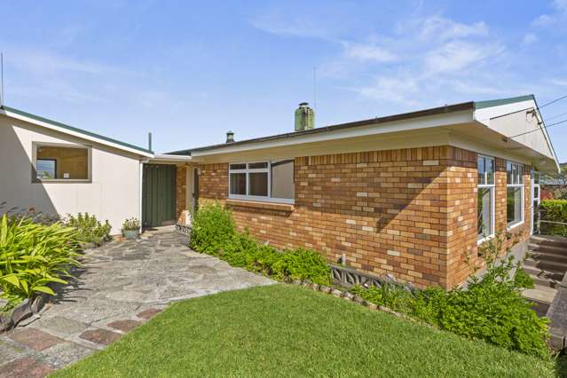 Room for rent at 9 Government Road, Raglan