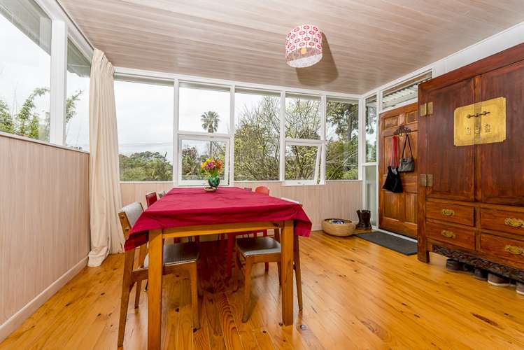 17 Laingholm Drive Laingholm_6