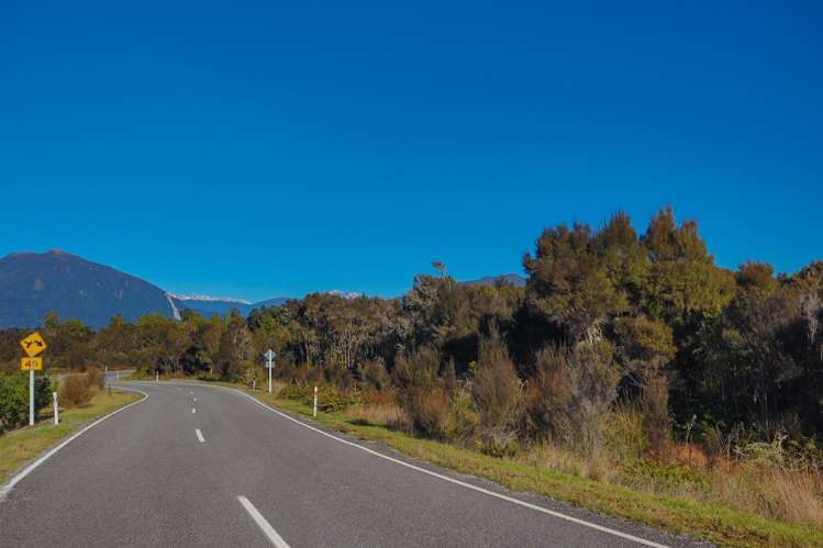 38 Beechwater Drive Moana / Lake Brunner_30