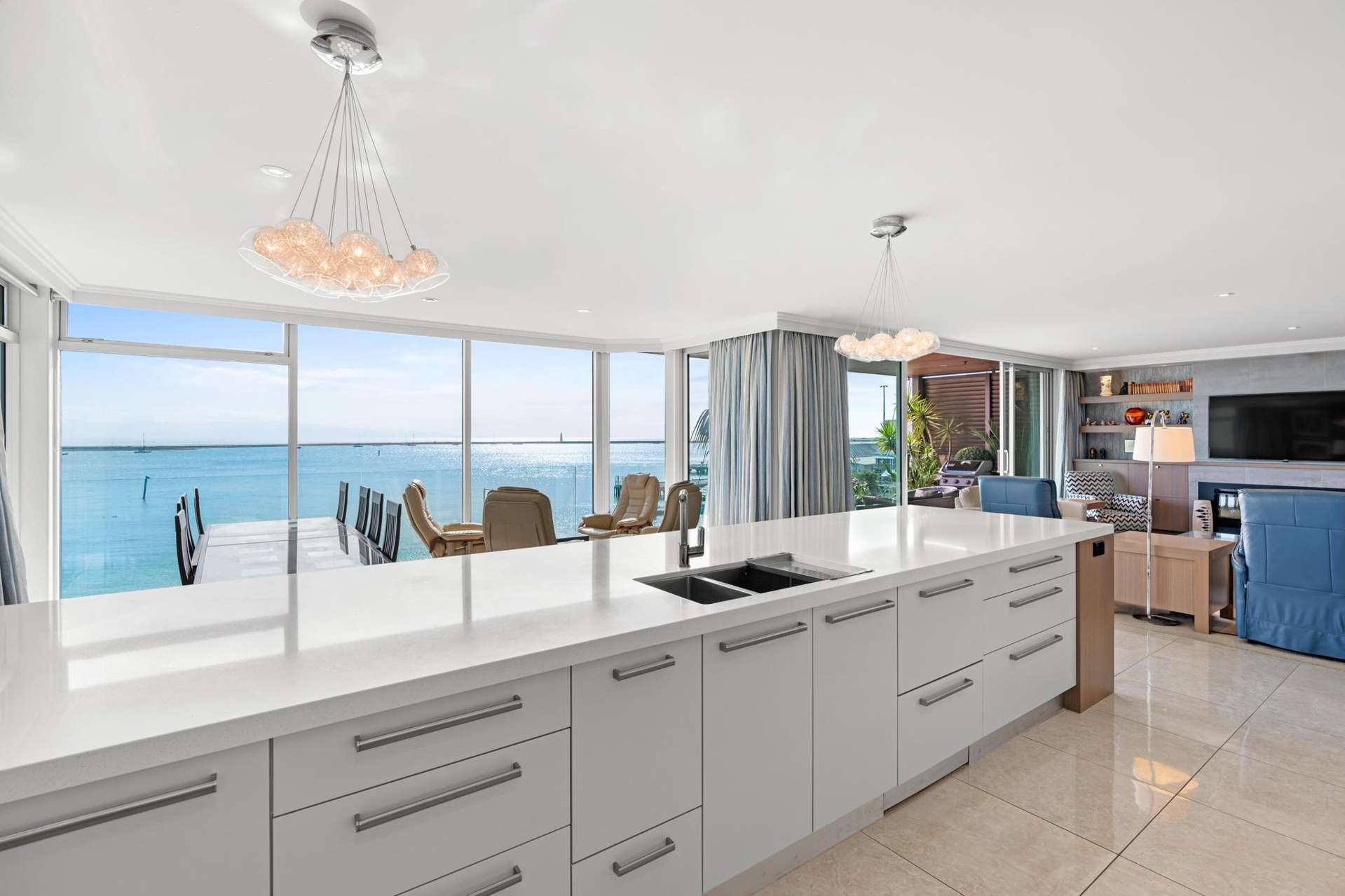 206/283 Wakefield Quay Stepneyville_0