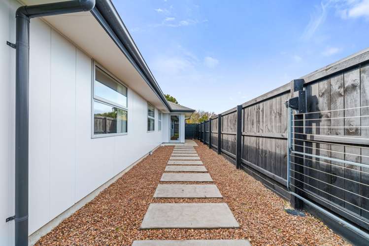 4 Monte Crescent Lincoln_27