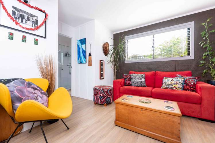 5 Waianga Place Omapere_13