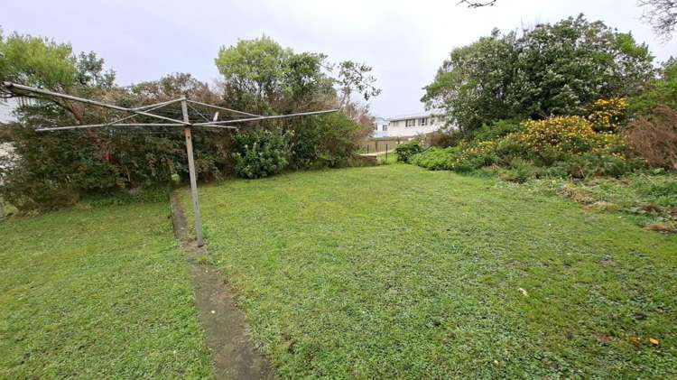 81 Corinna Street Waitangirua_12