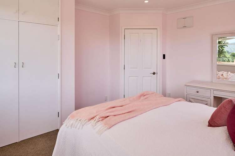 71 Wyndrum Avenue Waterloo_17