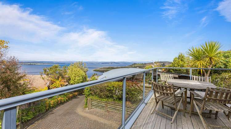 2/50 Wakeman Road_0