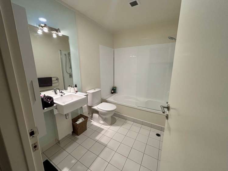 5L/16 Burton Street Grafton_11