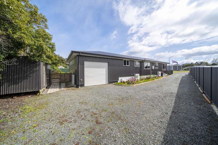 25 Motu-Au Close Manapouri_24