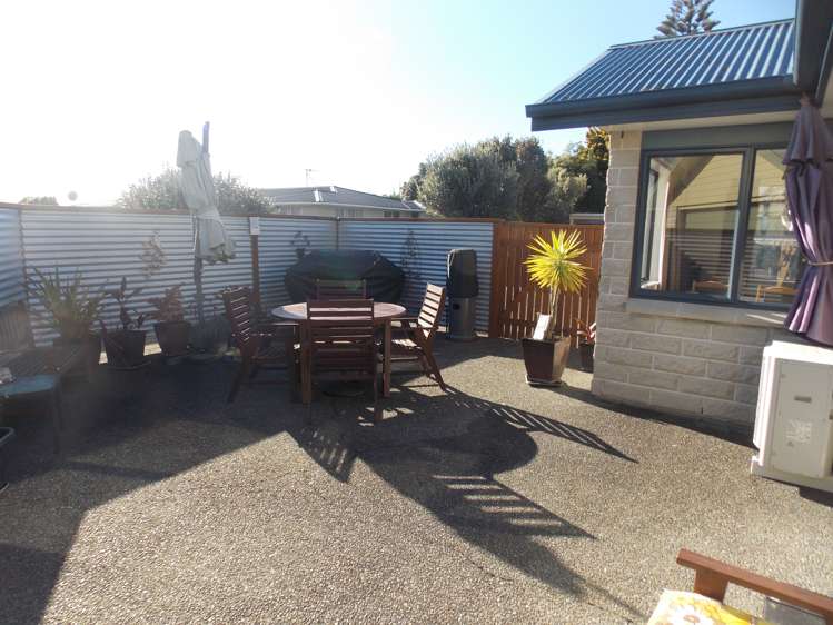 32 Somerset Crescent Highbury_2