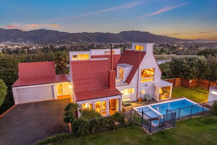 7 Coach Lane Belmont_32