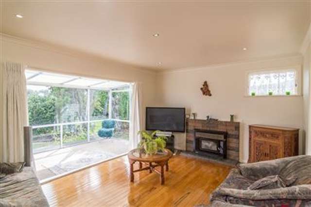 88 Rata Road Raumati Beach_1